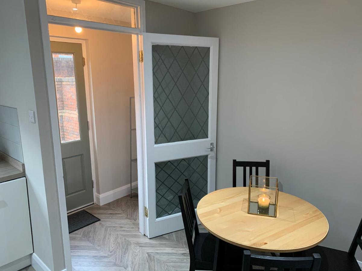 City Break Plush Pad, Walking Distance To City Centre Belfast Exterior foto